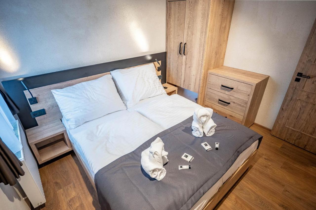 Residence Klazary U Zumberka - Terasove Apartmany Kamenna Eksteriør bilde