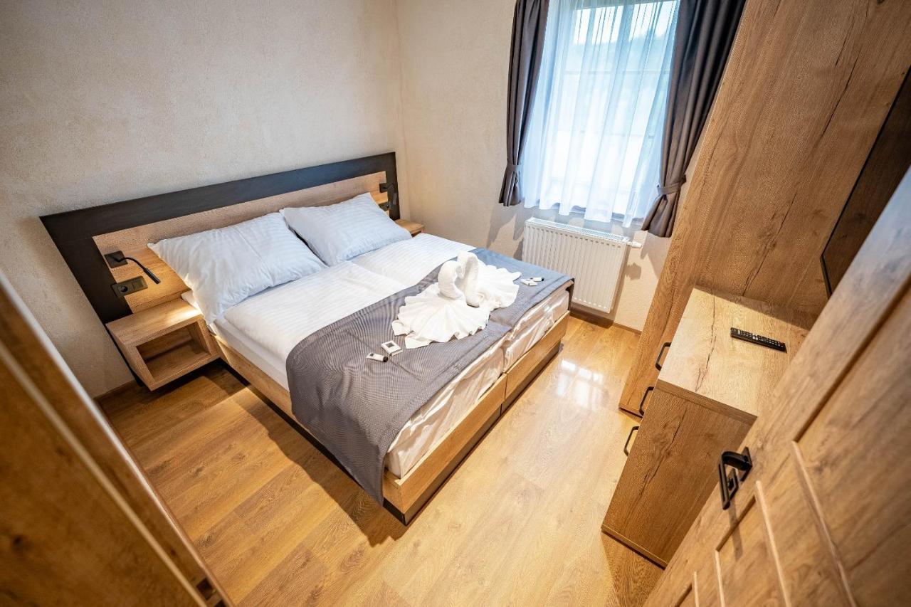 Residence Klazary U Zumberka - Terasove Apartmany Kamenna Eksteriør bilde